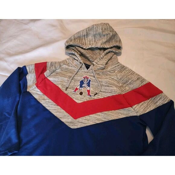 NFL TEAM APPAREL NEW ENGLAND PATRIOTS HOODIE WOMENS LARGE‎ FLEECE RED WHITE GRAY - Picture 1 of 6